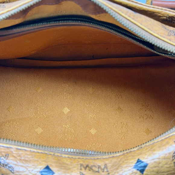 MCM Visetos Monogram Boston Women's Bag w/Crossbody Strap - Picture 10 of 11